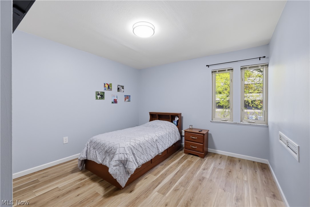 Saxon House Condo - Residential