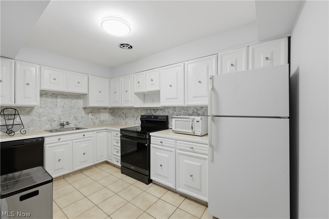 Saxon House Condo - Residential