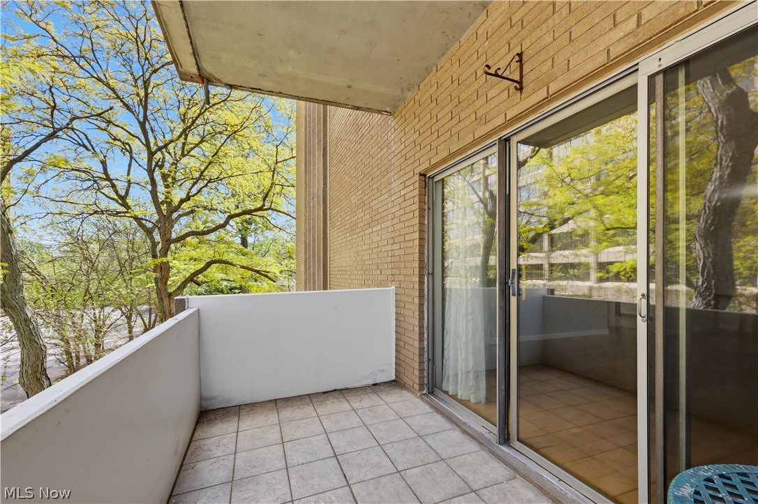 Saxon House Condo - Residential