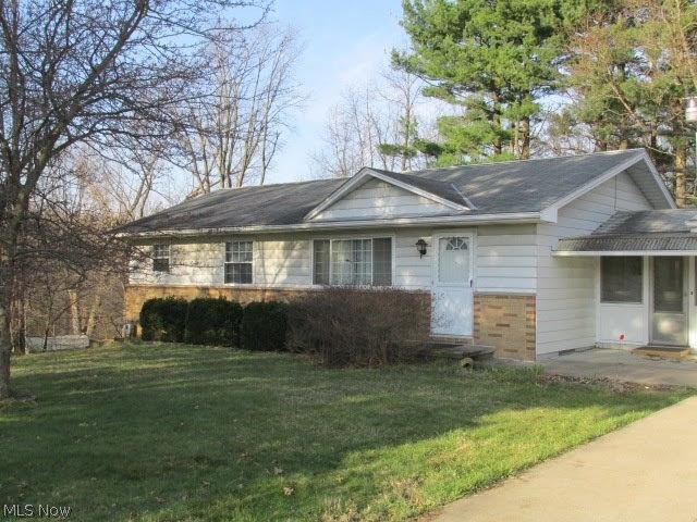 Great starter home or Investment Property to be sold with seller making no repairs. Lots of potential. Home priced to sell. Property boasts treed backyard and an additional detached garage easily converted into a workshop- many possibilities!