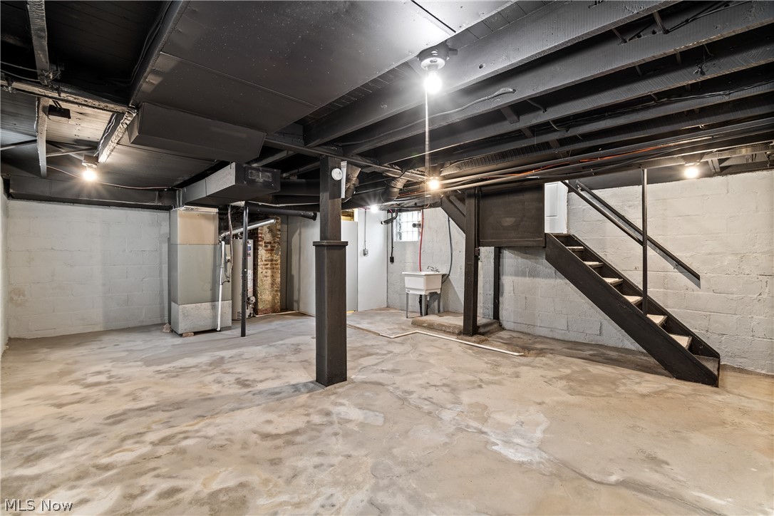 City/Akron - Residential