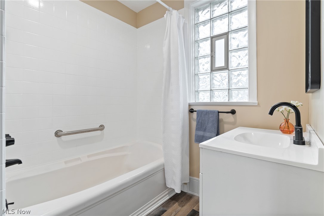 City/Akron - Residential