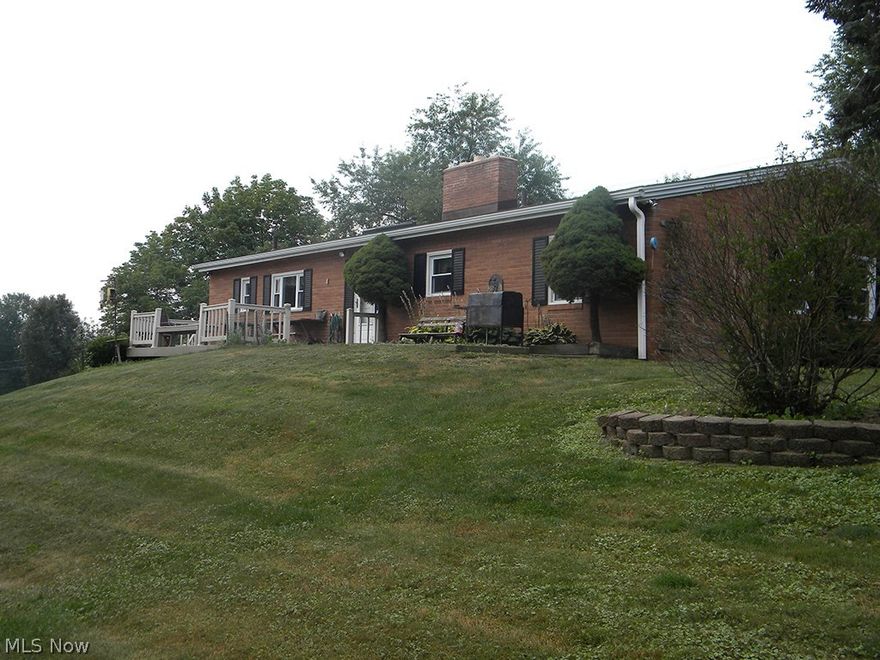 All sells to settle the estate on location: Saturday – September 19th, 2015 – 10:30AM – Real Estate Sell at 11:00AM – Horse/Hobby Mini Farm - 4 Bedroom Brick Ranch Home on 5 Acres - 26’x40’ Bank Barn with Horse Stalls - Jackson Twp. – Jackson Schools - TERMS ON REAL ESTATE: 10% down auction day, balance due at closing. There will be a 10% buyer premium added to the final bid to determine the purchase price. Any desired inspections must be made prior to bidding. All information contained herein was derived from sources believed to be correct. Information is believed to be accurate but not guaranteed. Auction By Order Of: Leanne Johnson, Executrix of the Glen R. Winkler Estate, Stark County Probate Case No. 223250