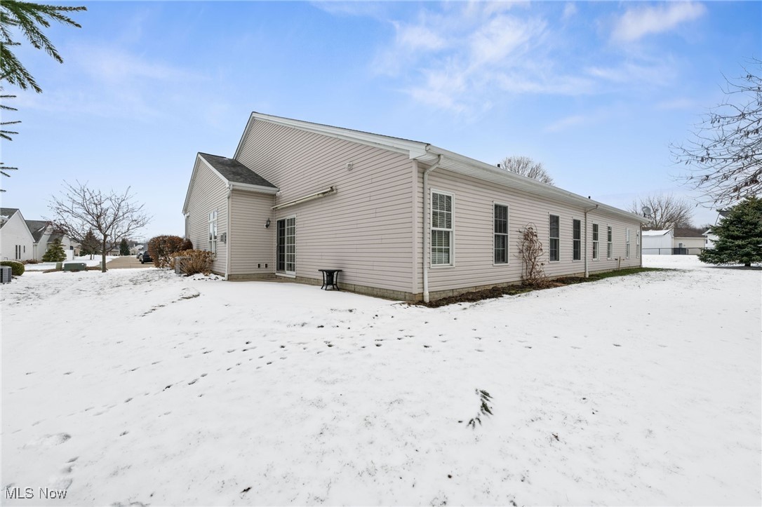 1470 Burrard Court, Willoughby, Ohio image 27