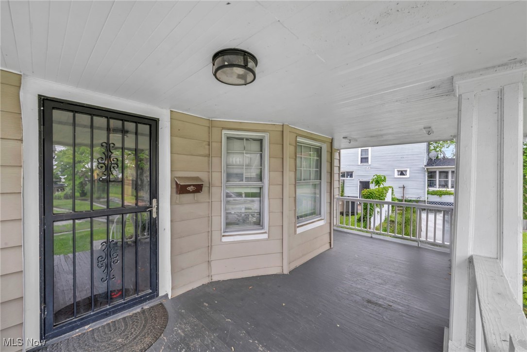 15421 Parkgrove Avenue, Cleveland, Ohio image 3