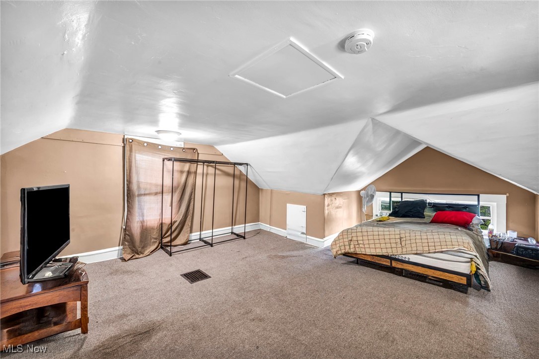 15421 Parkgrove Avenue, Cleveland, Ohio image 17