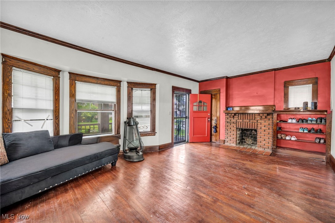 15421 Parkgrove Avenue, Cleveland, Ohio image 4