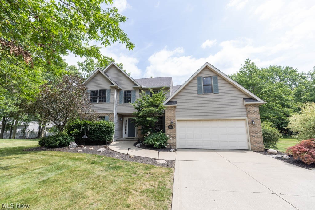View Avon Lake, OH 44012 house