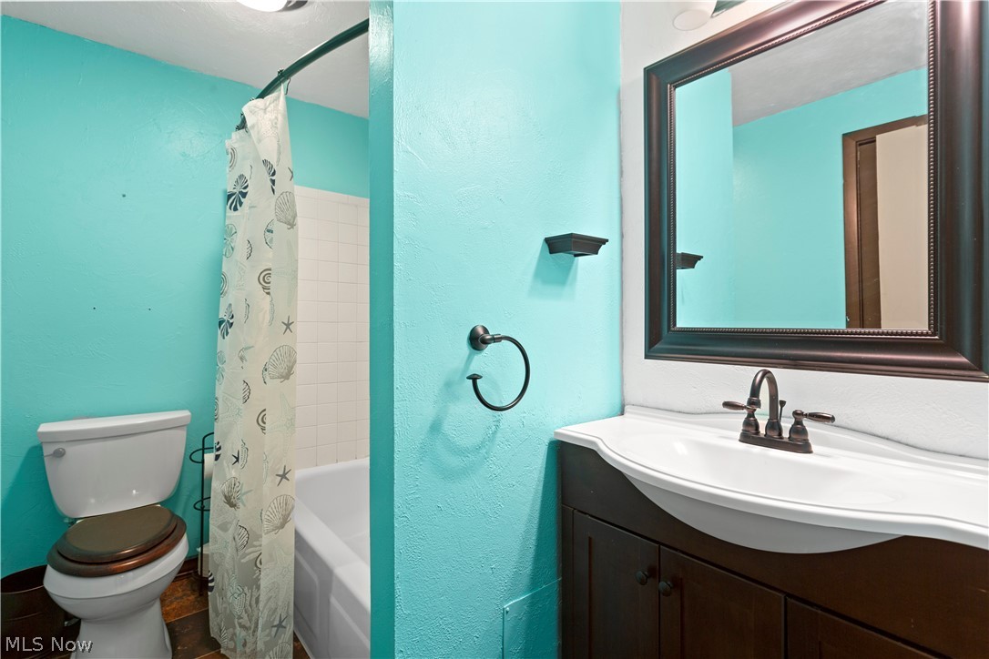 Evergreen Meadows Condo - Residential