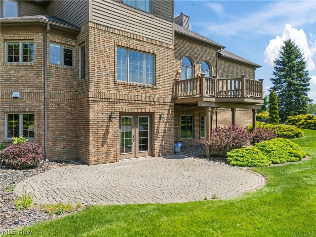 Photo of 2595 Augusta Drive SE, Massillon, OH 44646 (MLS # 5207630)