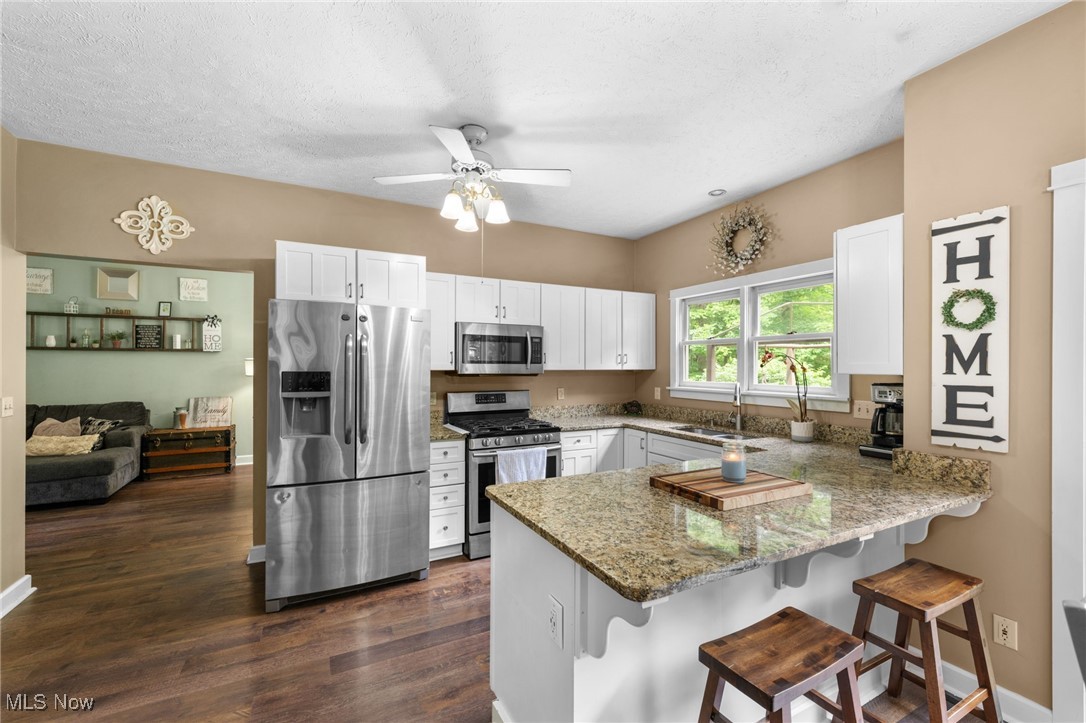 Country Oaks - Residential