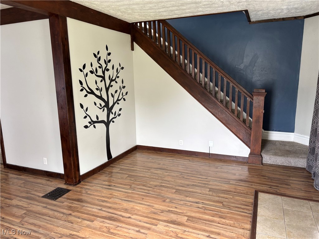 Akron, Ohio 44310, United States, 3 Bedrooms Bedrooms, ,2 BathroomsBathrooms,Residential,Active,163612