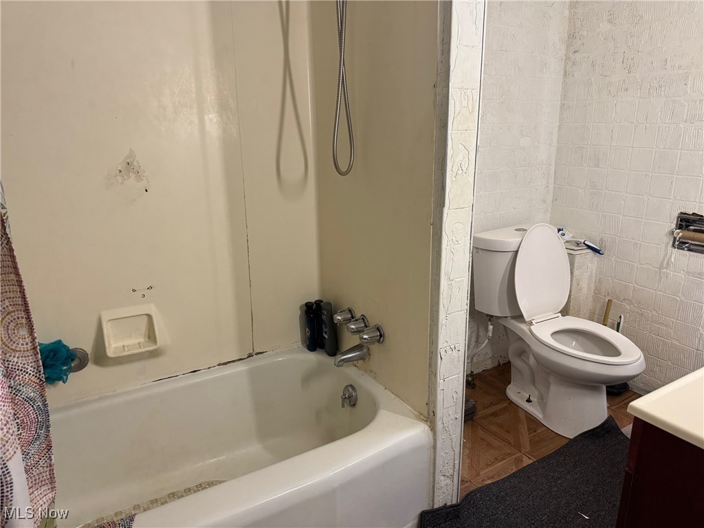 Crestland Park Allotment - Residential