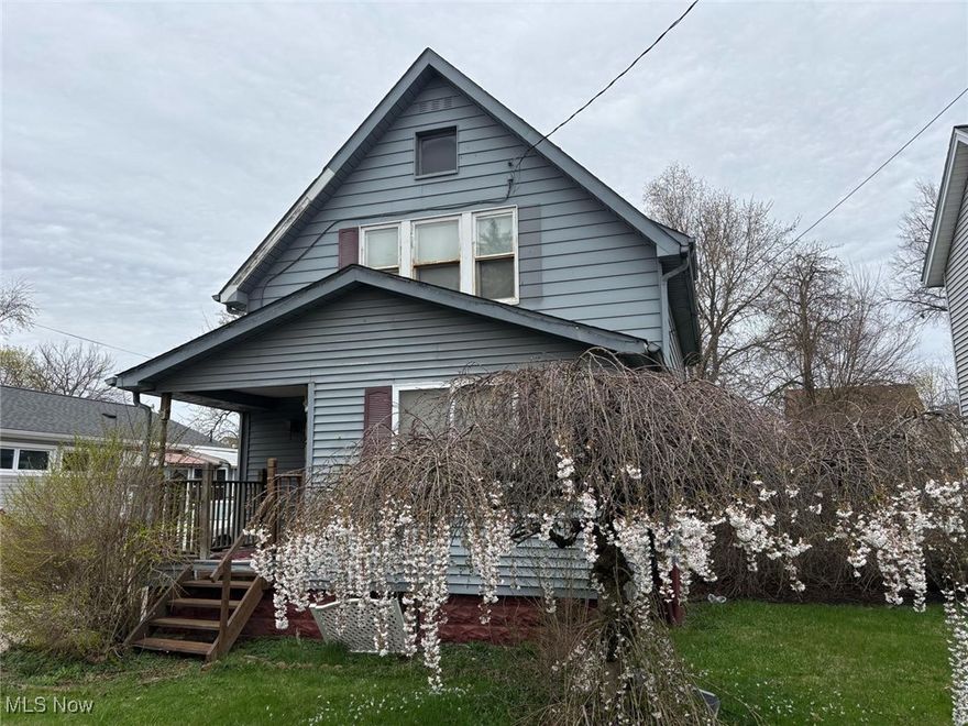 Looking for a solid colonial in good shape in Girard School District? Great location and floor plan, original woodwork around the house. Oak kitchen can be easily restored to its original condition. Wood doors, moldings and trims are gorgeous. 2 car garage with concrete driveway, newer windows, roof, and mechanicals. The house is very clattered and needs serious clean out but is priced accordingly.