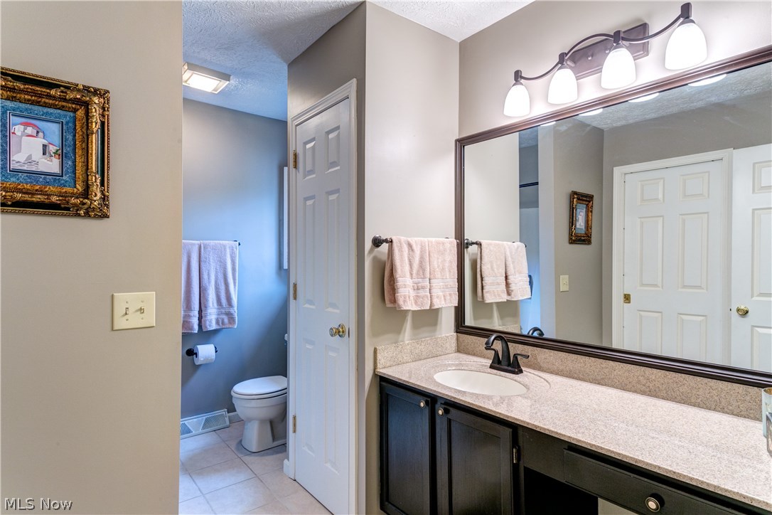 Belden Park Condo - Residential