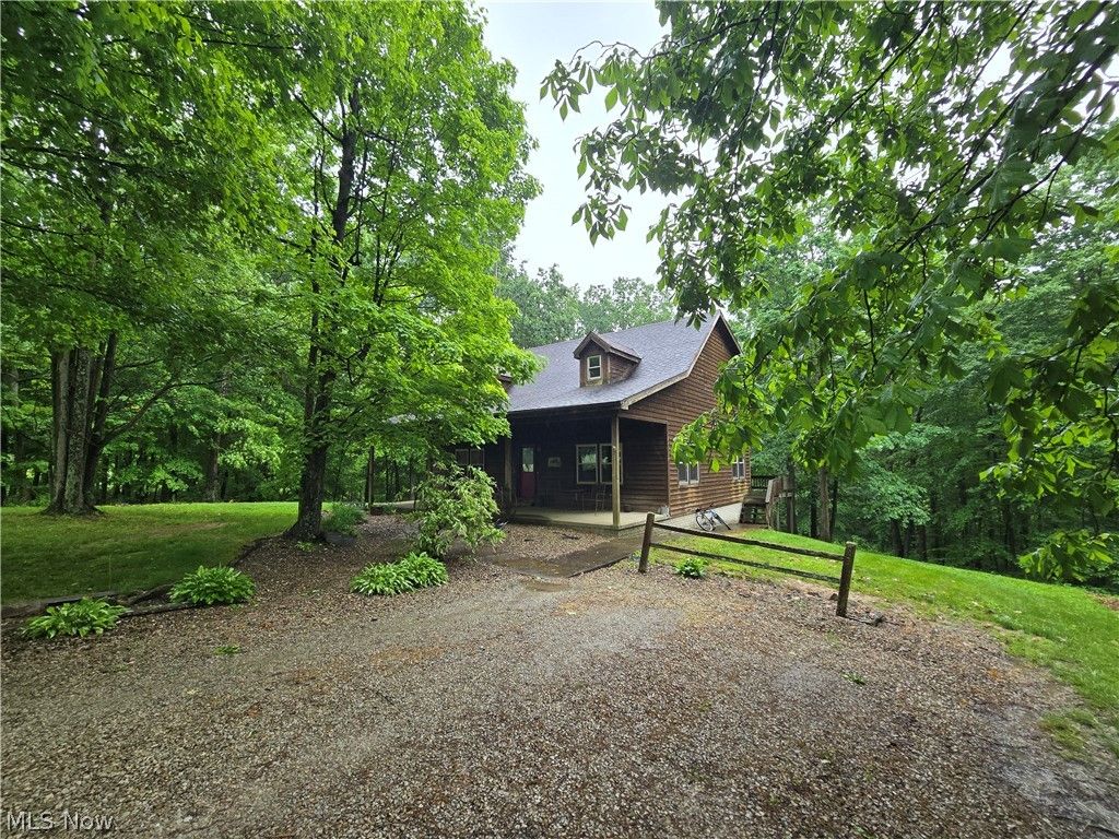 Photo of 5209 Hanson Hill Road, Stockport, OH 43787 (MLS # 5213108)