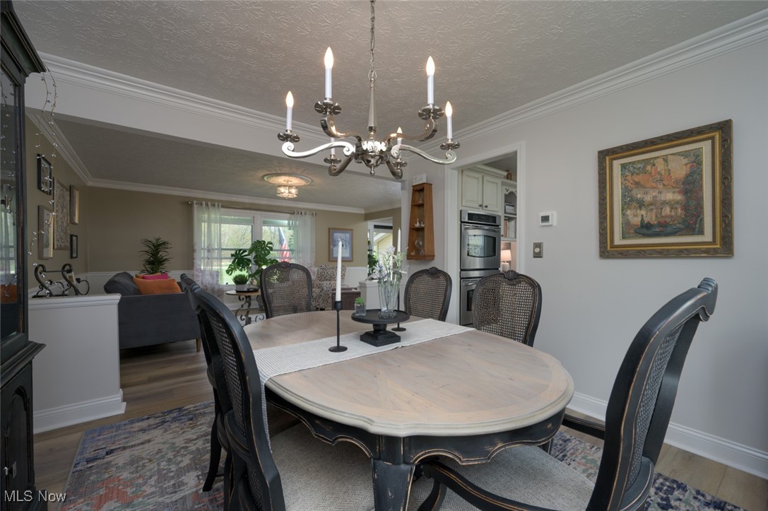 6352 Creekside Trail, Solon, Ohio image 11