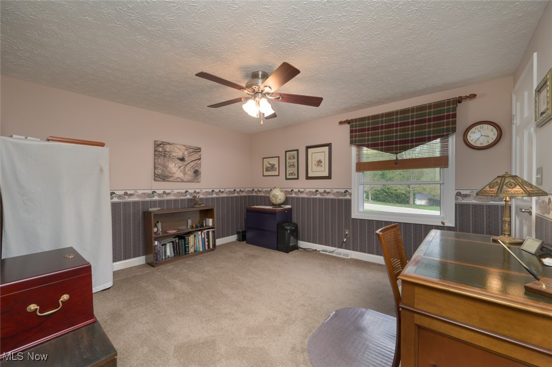 6352 Creekside Trail, Solon, Ohio image 29
