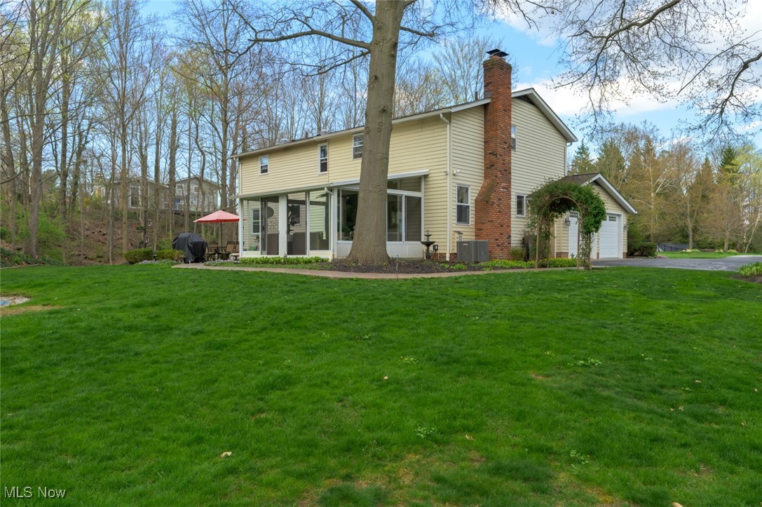 6352 Creekside Trail, Solon, Ohio image 42