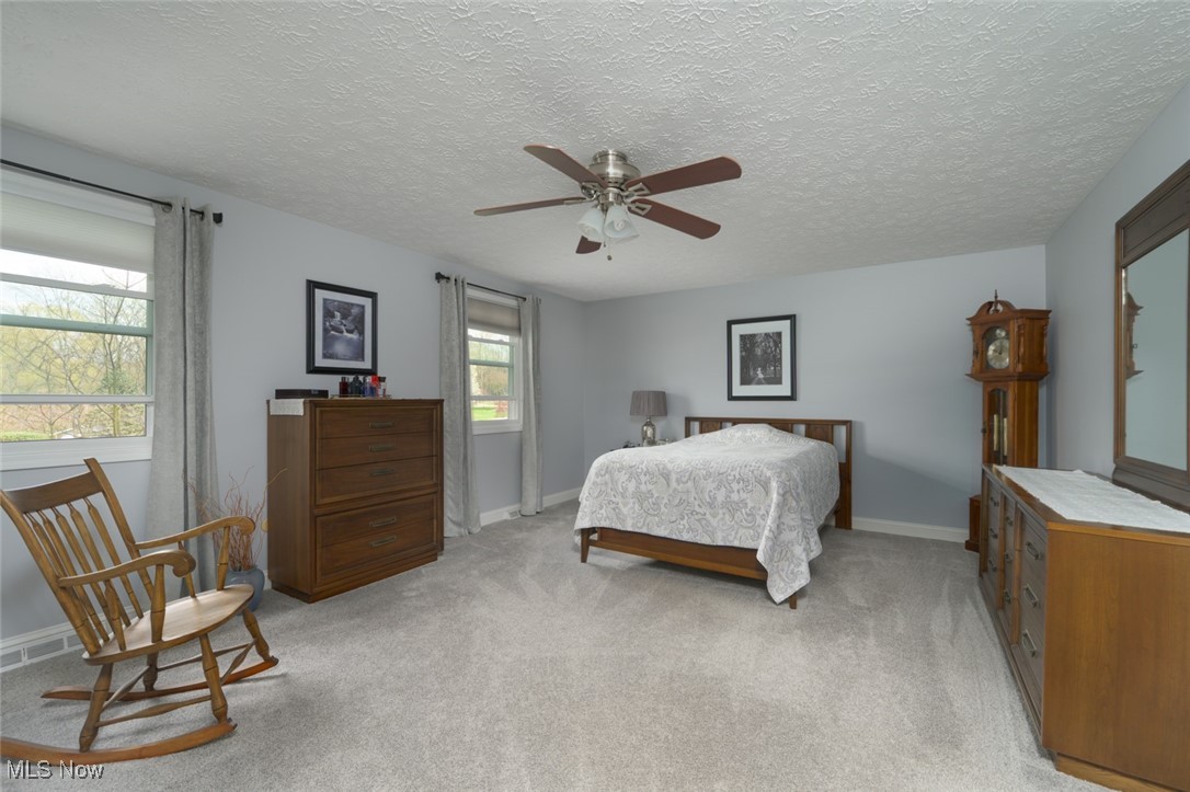 6352 Creekside Trail, Solon, Ohio image 32