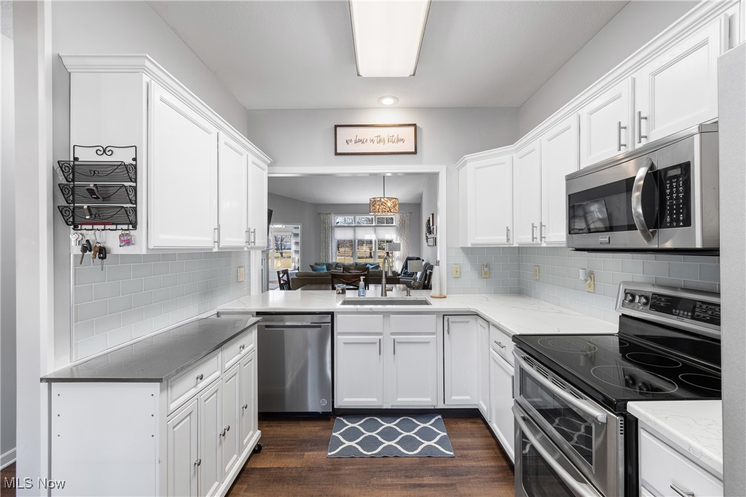 2642 Cardington Green Grn, Uniontown, Ohio image 15