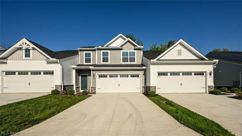 Townhouse For Rent - 3528 Bushwillow Drive<br/> Summit County, Green, OH 44685