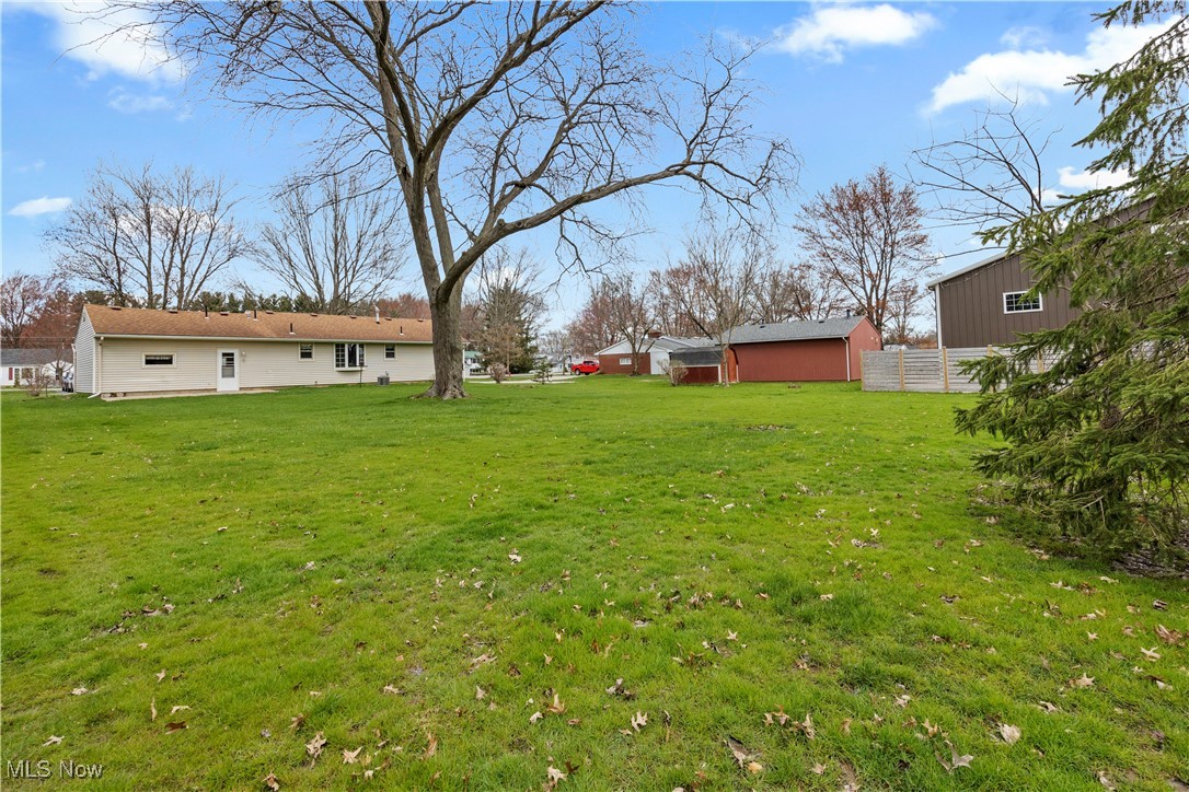 613 W Main Street, South Amherst, Ohio image 32