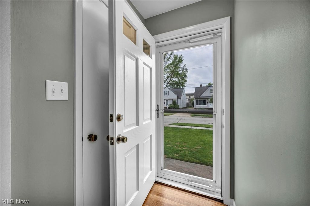 Photo of 391 E 324th Street, Willowick, OH 44095 (MLS # 5207888)