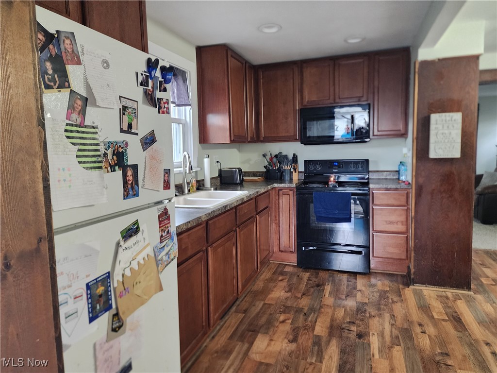 1327 Orange Street, Coshocton, Ohio image 2