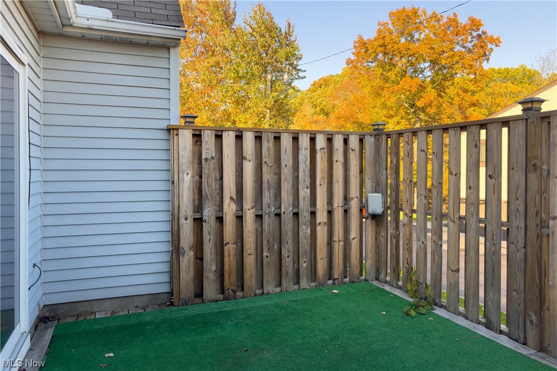 Bayberry Ln - Residential