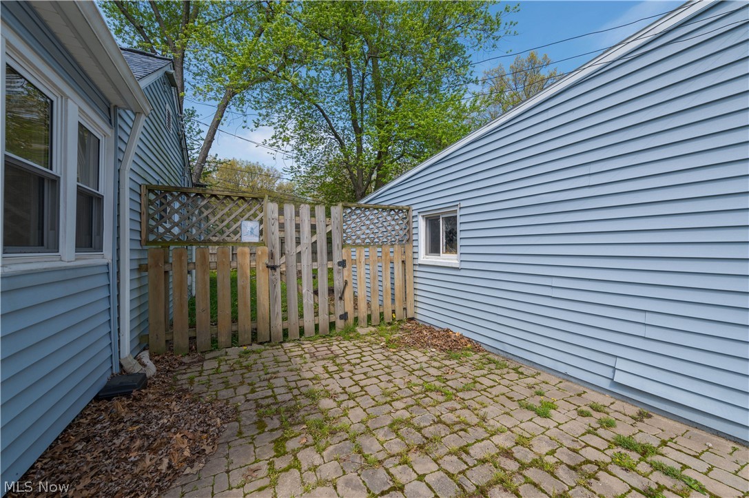 Vineyard Beach - Residential