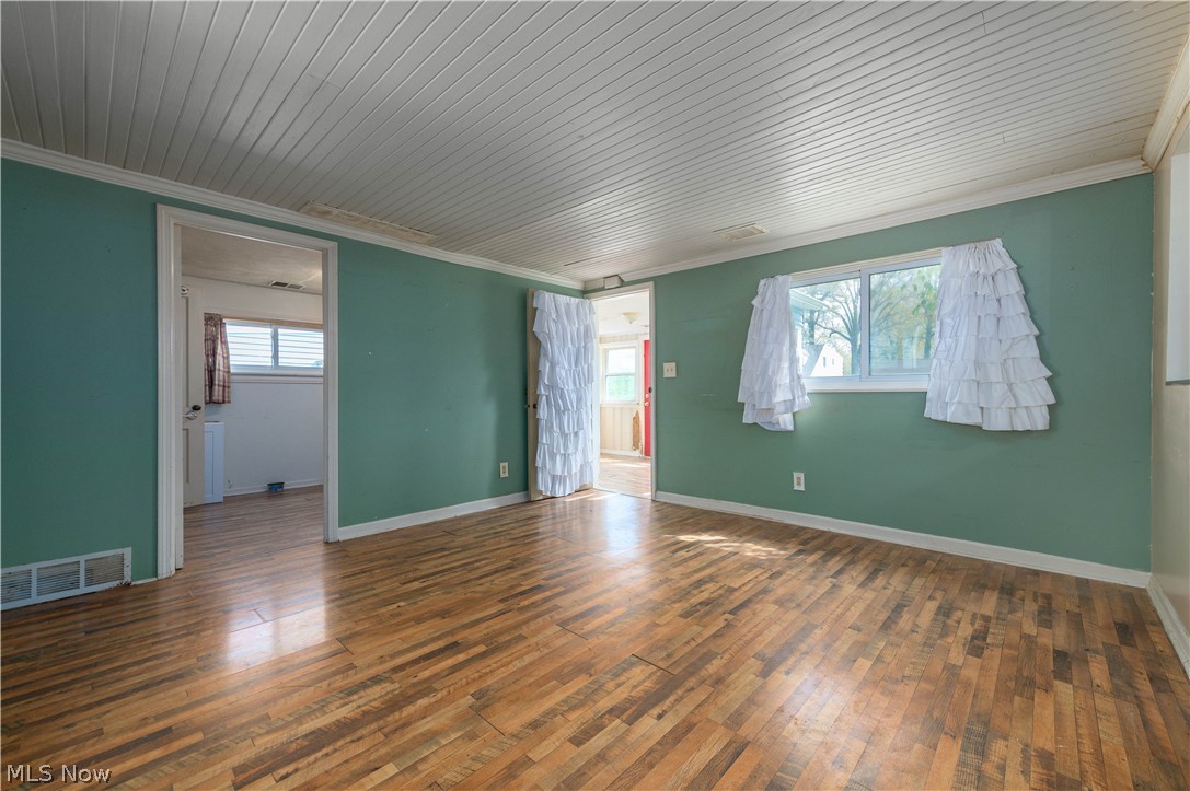 Vineyard Beach - Residential