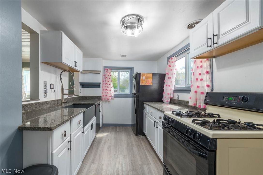 Vineyard Beach - Residential