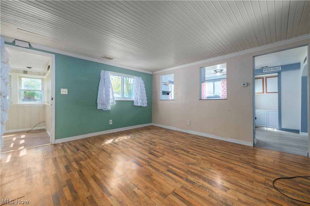 Vineyard Beach - Residential