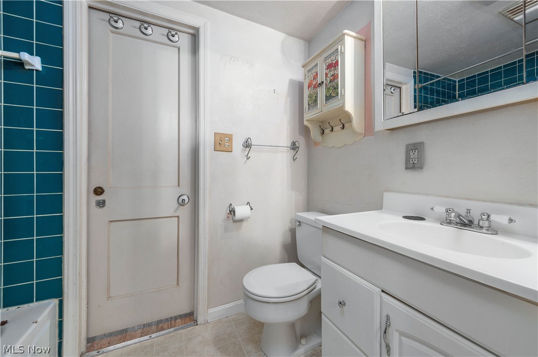 Vineyard Beach - Residential