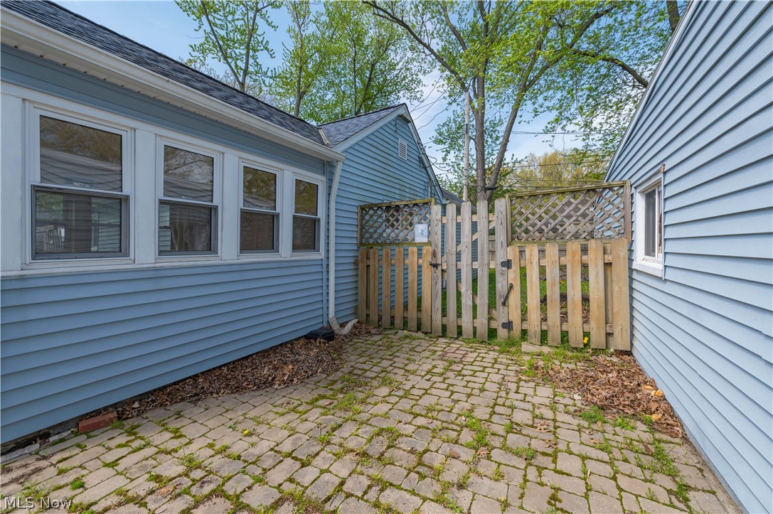 Vineyard Beach - Residential