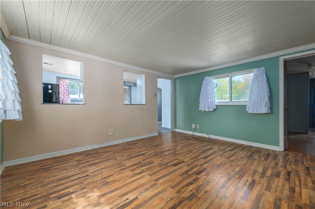 Vineyard Beach - Residential