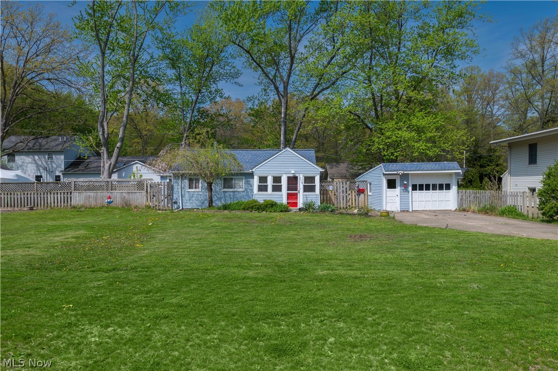 Vineyard Beach - Residential