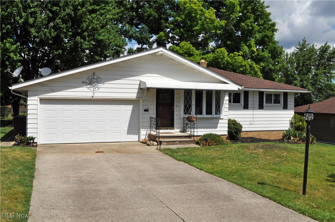 7370 Meadow Lane, Parma, Ohio image 1