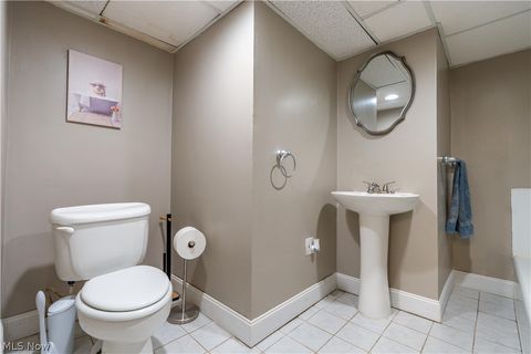 Tiny photo for 586 23rd Street NW, Massillon, OH 44647 (MLS # 5187508)