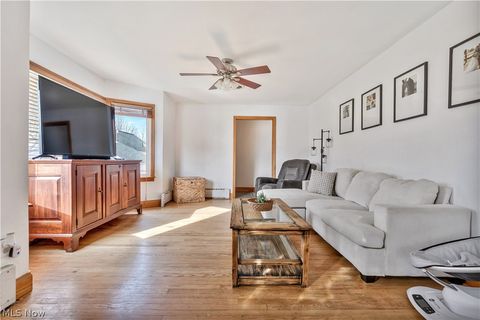 Tiny photo for 586 23rd Street NW, Massillon, OH 44647 (MLS # 5187508)