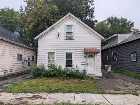 Photo of 3812 E 54th Street, Cleveland, OH 44105 (MLS # 5254696)