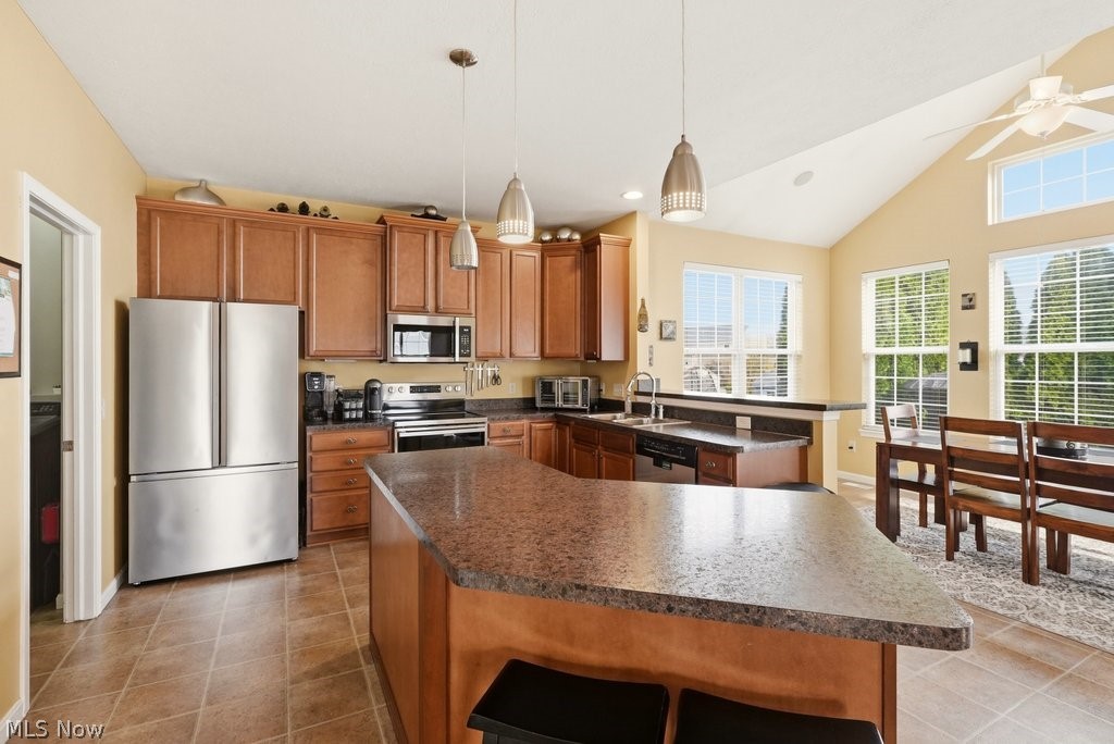 Tiberon Trace - Residential