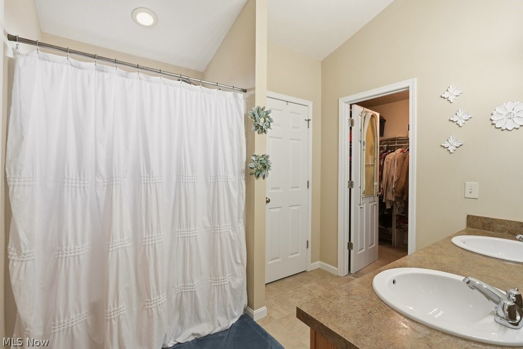 Tiberon Trace - Residential