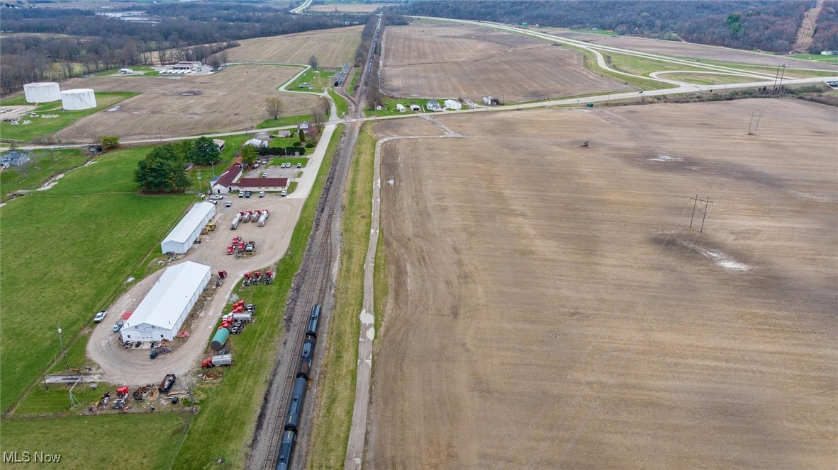 9360 Blackrun Road, Frazeysburg, Ohio image 4