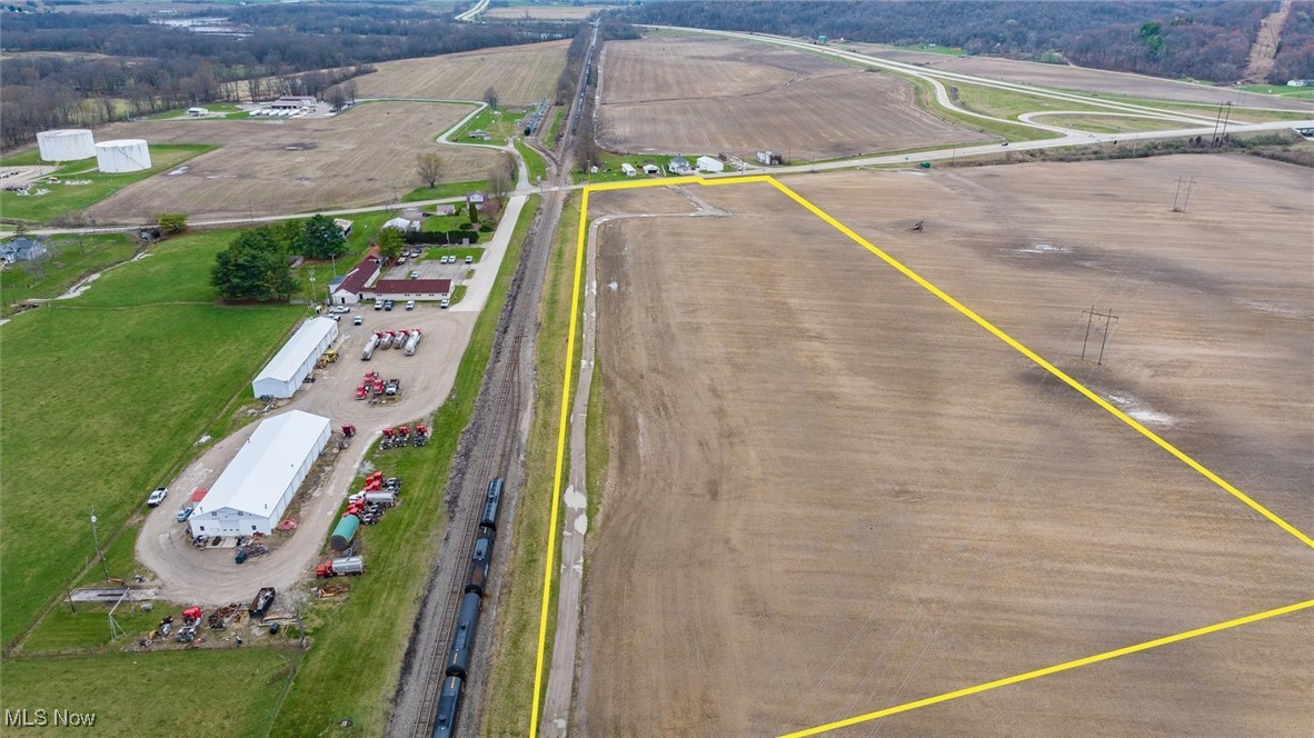 9360 Blackrun Road, Frazeysburg, Ohio image 1
