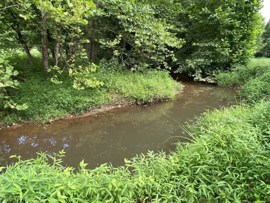482 & 484 Windyville Road