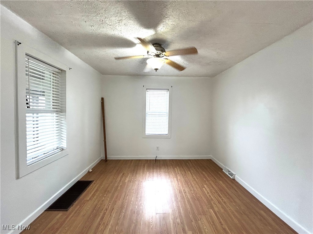 165 Elk St, Weirton, West Virginia image 2