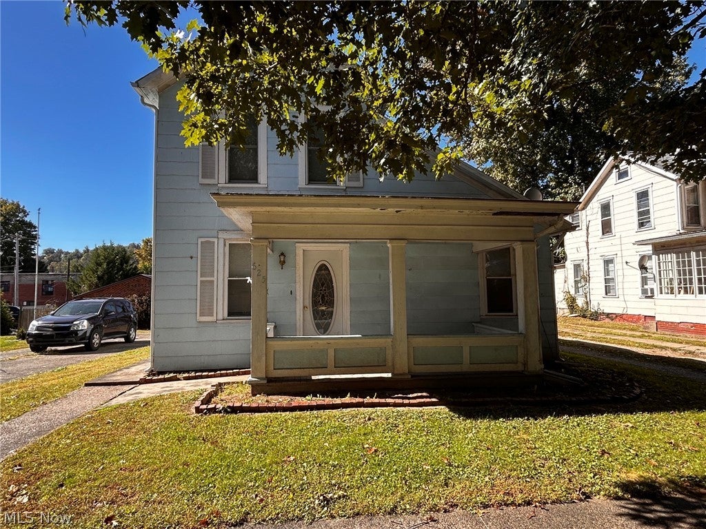 625 Second Street