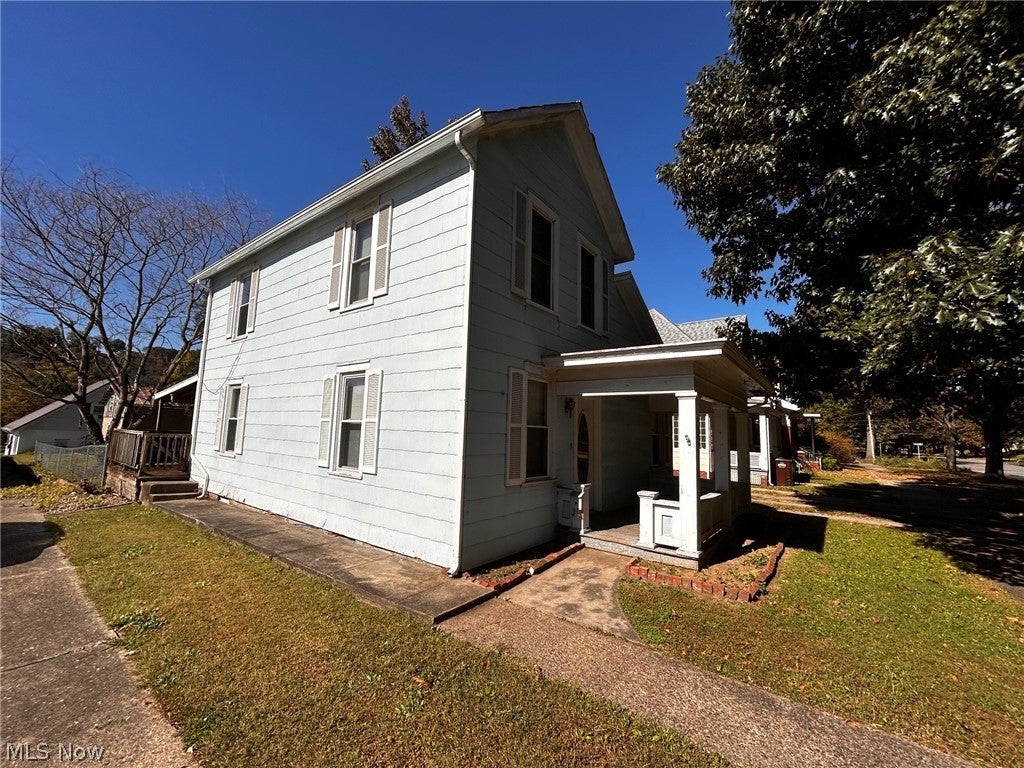 625 Second Street
